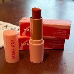 Mary Kay Tinted Lip Balm - Coral Blaze